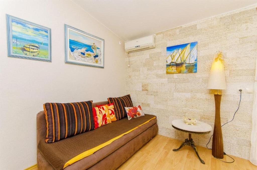 Apartments Nives Trogir Extérieur photo