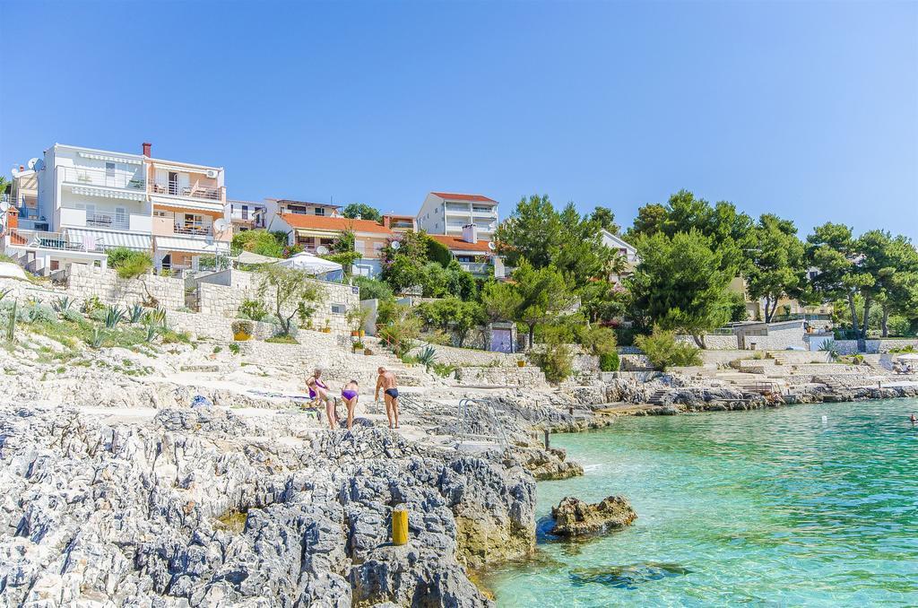 Apartments Nives Trogir Extérieur photo