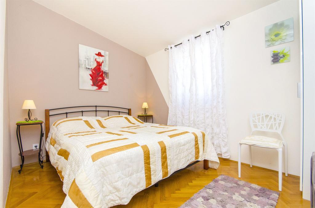 Apartments Nives Trogir Extérieur photo