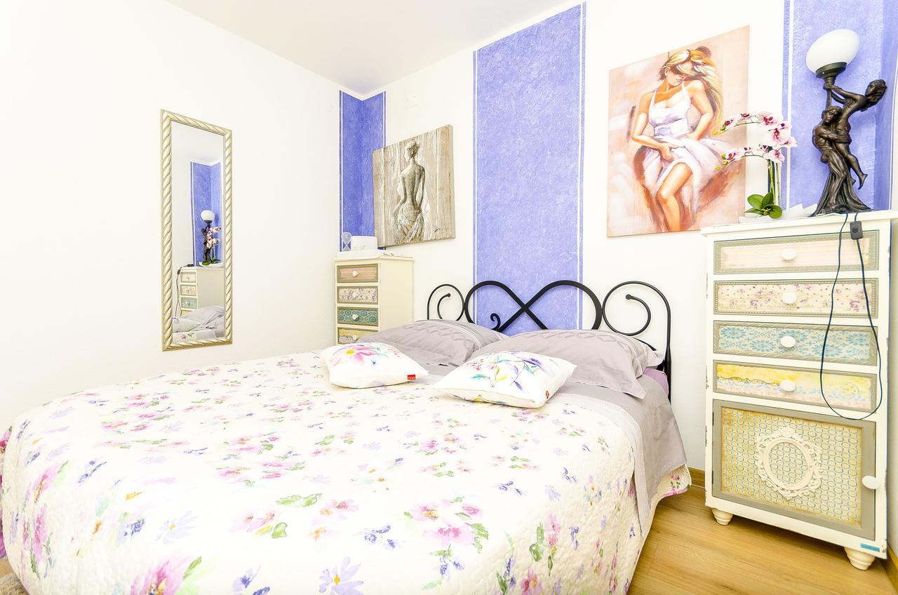 Apartments Nives Trogir Extérieur photo